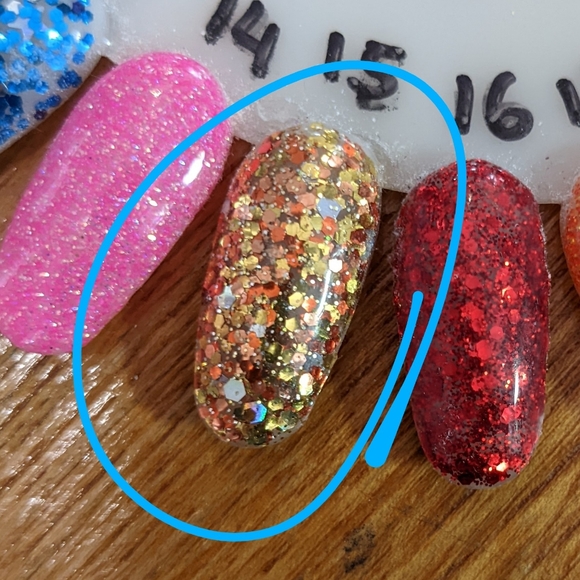 Gel Polish - Treasure Chest - Picture 3 of 3